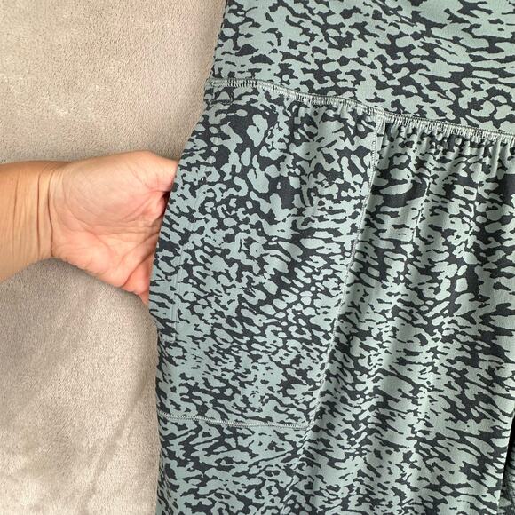 Athleta Pants Womens Extra Large Gray Salutation Jogger Ocelot Spot Print Yoga - Picture 4 of 15
